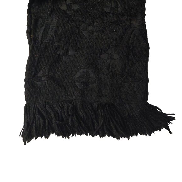 Louis Vuitton LV Black Monogram Logomania Scarf Pre-Owned - Picture 6 of 9